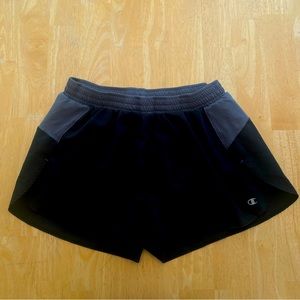 Champion Short